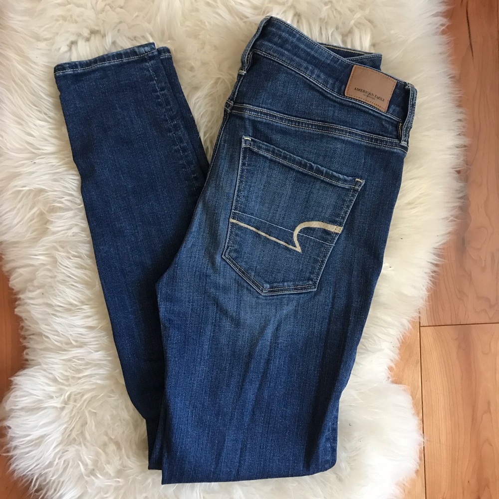 American Eagle Super High Rise Jegging